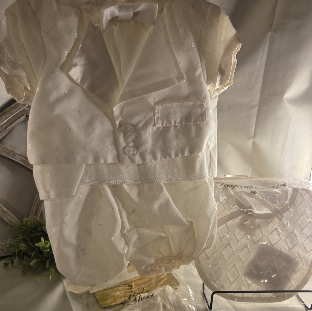 Tiny Gentleman Alert 👶 Vintage Baby Tuxedo Set w/ Hat, Bib & Shoes 0-3M Christe